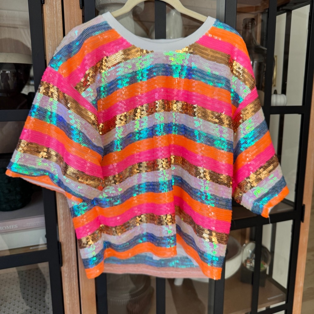 Main strip sequins tee short sleeve crewneck rainbow stripes queen of sparkles